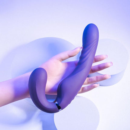 Evolved Share The Love Strapless Strap-On Hand