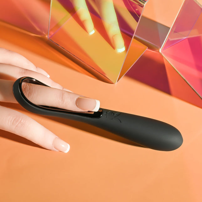 Playboy Pleasure Ollo Finger Vibrator