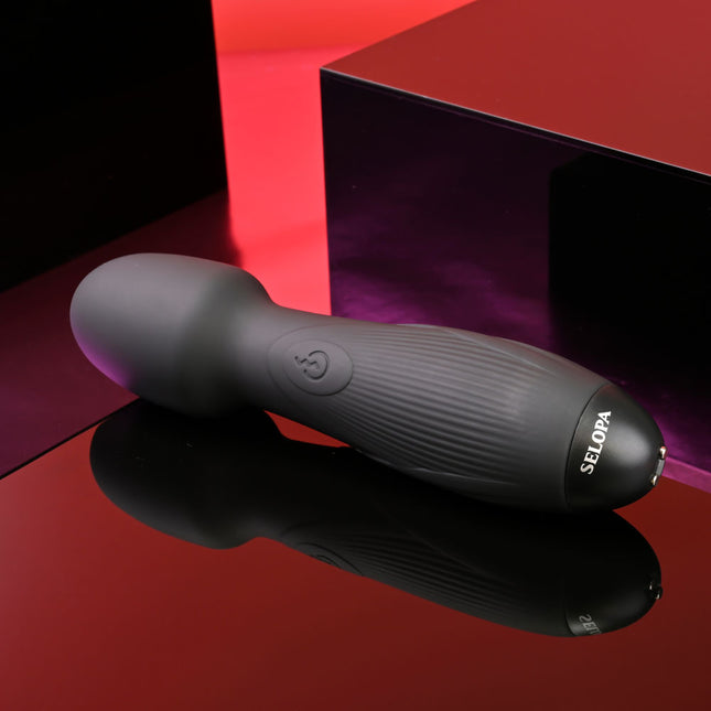 Selopa Power Trip Black Massage Wand Side